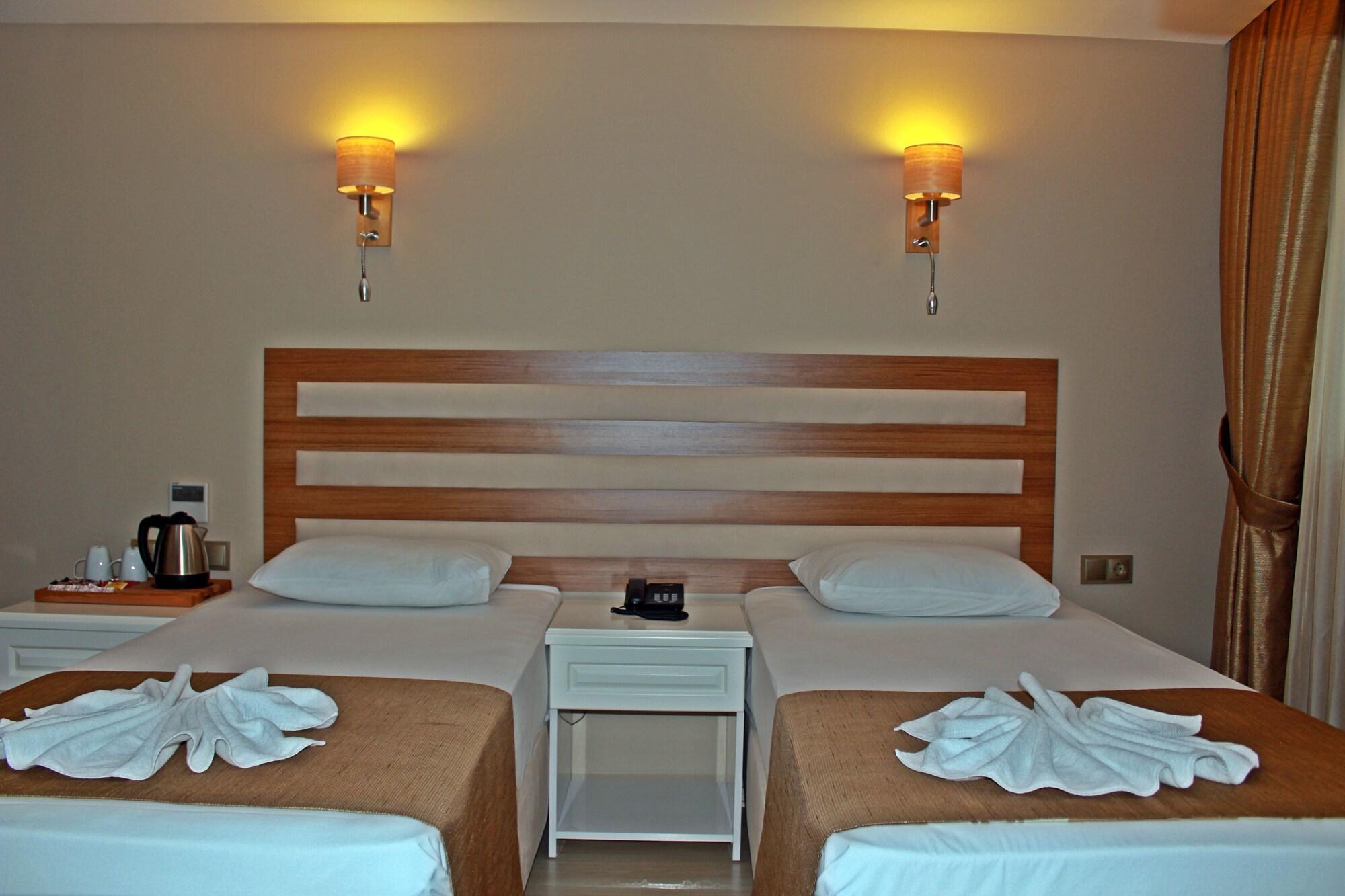 Feza Otel Trabzon Bagian luar foto