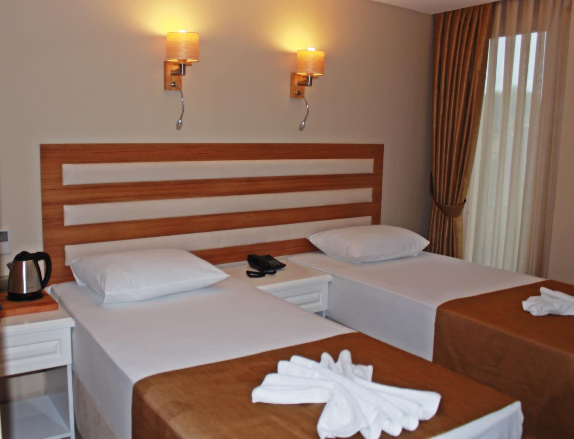 Feza Otel Trabzon Bagian luar foto